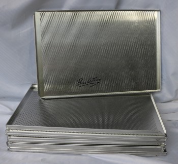Plaques à pâtisserie en aluminium perforées 3 bords NOUVEAU